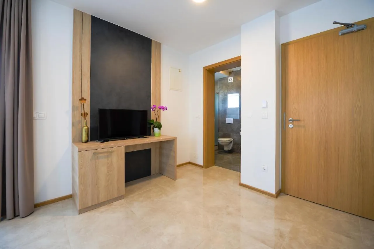 Hotel Baron Smlednik 3*,